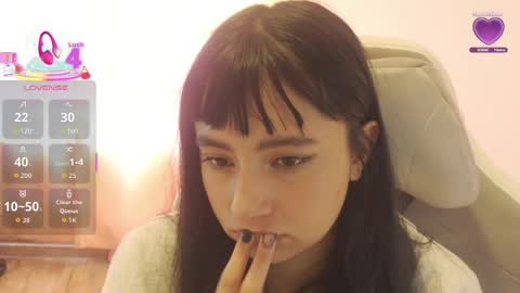 emma online show from March 28, 8:08 pm