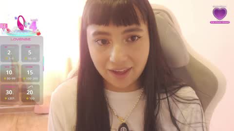 emma online show from March 30, 7:04 pm