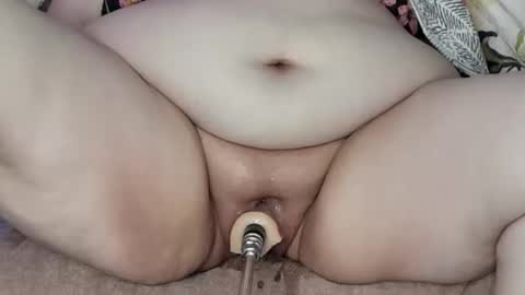 Snapshot of emjbbw chatting on November 23, 1:27 am EmJ online show from November 23, 1:27 am