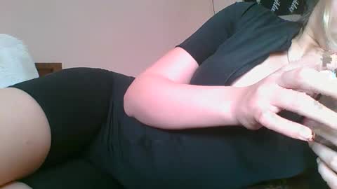 emma_991 online show from December 27, 7:29 am
