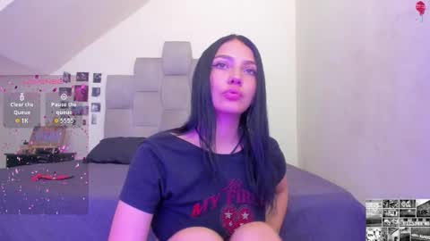 emma  online show from September 16, 8:10 pm