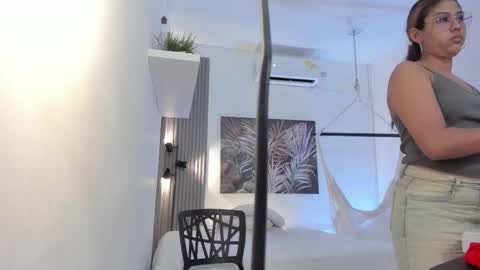 Alice online show from March 24, 11:04 am