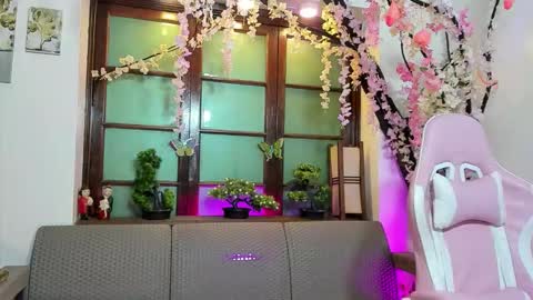 emma_ayala online show from November 24, 7:13 pm