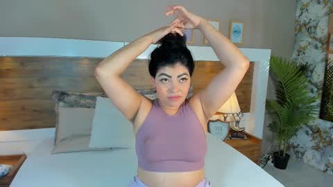 Snapshot of emma_bakker_ chatting on February 18, 12:28 pm Emma online show from February 18, 12:28 pm