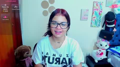 emma_boo_ online show from November 13, 3:11 pm