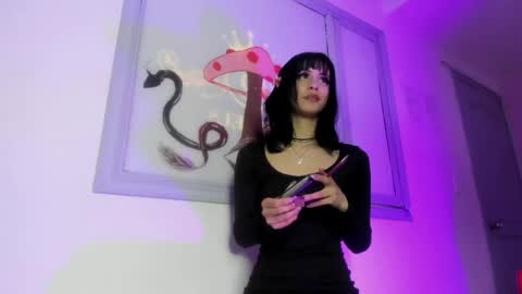 Snapshot of emma_cg chatting on May 4, 9:33 pm Emma Or you can call me cutie online show from May 4, 9:33 pm