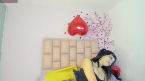 Snapshot of emma_cg chatting on June 10, 9:57 pm Emma Or you can call me cutie online show from June 10, 9:57 pm