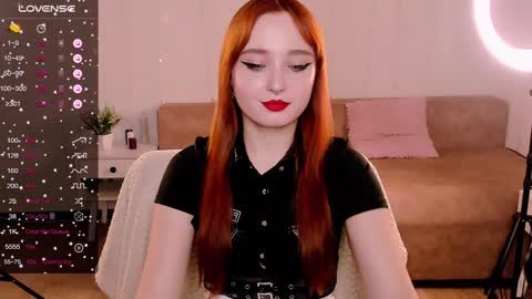  Emma   online show from December 4, 8:45 am