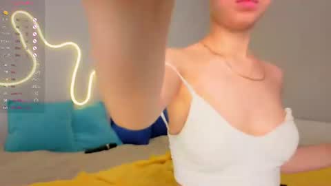 Emma online show from June 11, 2:53 am