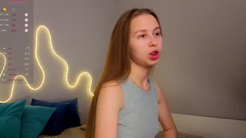 Emma online show from June 12, 1:26 am