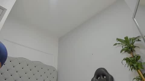 Snapshot of emma_crawford_ chatting on November 9, 11:52 am Emma online show from November 9, 11:52 am