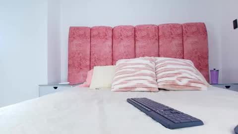 Emma online show from December 3, 3:03 am