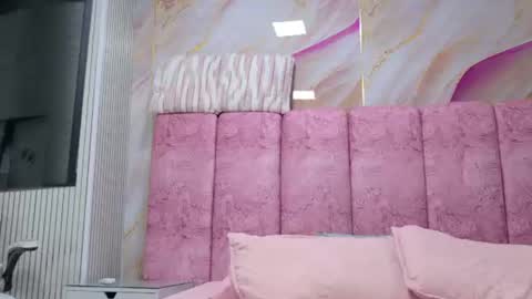 Emma online show from July 10, 3:11 am