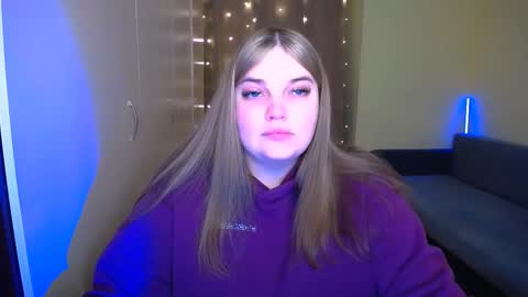 Snapshot of emma_dorn chatting on February 20, 2:17 pm Eva online show from February 20, 2:17 pm