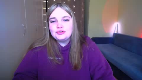 Snapshot of emma_dorn chatting on March 5, 11:06 am Eva online show from March 5, 11:06 am