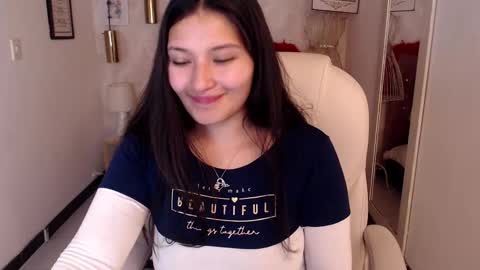 Snapshot of emma_garciaa_ chatting on March 1, 11:47 pm emma online show from March 1, 11:47 pm