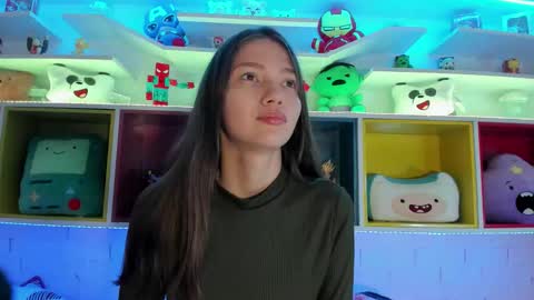 Snapshot of emma_jhoons chatting on September 24, 11:24 am emma_jhoons online show from September 24, 11:24 am