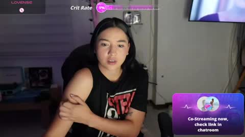 emma_johnson_ online show from June 12, 1:48 am