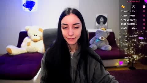 Emma online show from December 17, 9:17 am