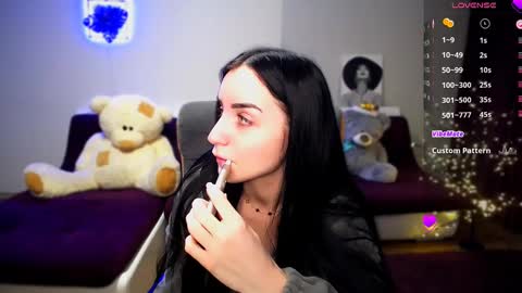 Emma online show from December 17, 12:22 pm