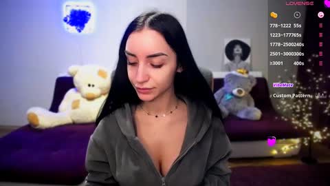 Emma online show from December 19, 7:29 am