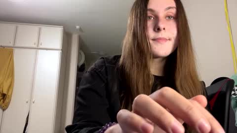 emma_just online show from December 22, 3:11 pm