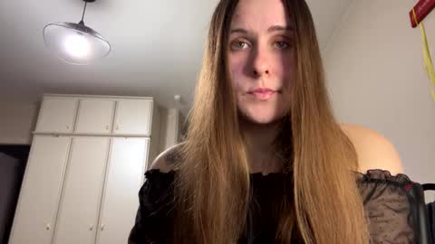emma_just online show from January 17, 2:39 pm
