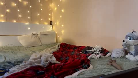 emma_just online show from January 24, 11:26 am