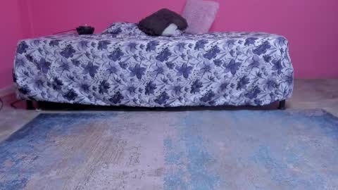 whises lits        online show from December 31, 9:42 am