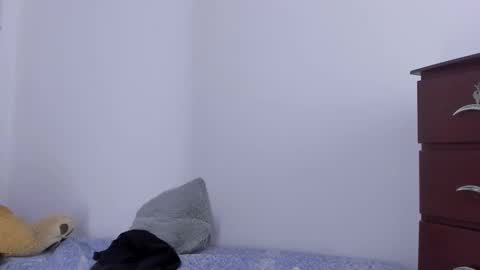 whises lits        online show from September 21, 1:35 pm