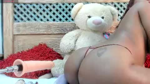 Snapshot of emma_loaiza chatting on June 11, 2:53 am Emma Loaiza online show from June 11, 2:53 am