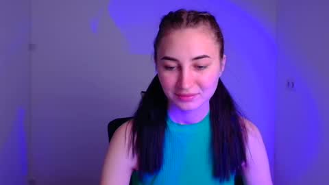 Emma online show from December 5, 6:10 am