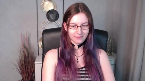 emma online show from December 6, 5:33 pm