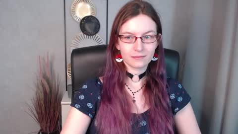 emma online show from December 17, 6:56 am