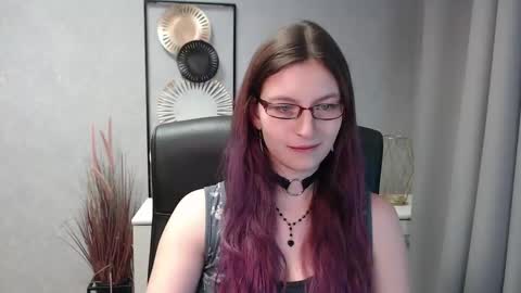 emma online show from December 22, 2:38 pm