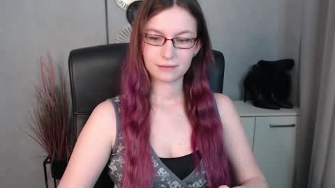 emma online show from February 5, 7:07 am