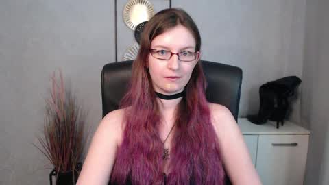 emma online show from March 12, 10:05 am