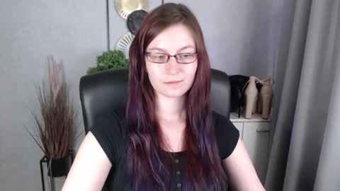 Snapshot of emma_lust94 chatting on March 11, 3:18 pm emma online show from March 11, 3:18 pm