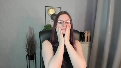 Snapshot of emma_lust94 chatting on March 27, 7:58 am emma online show from March 27, 7:58 am