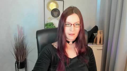 Snapshot of emma_lust94 chatting on May 29, 6:22 am emma online show from May 29, 6:22 am