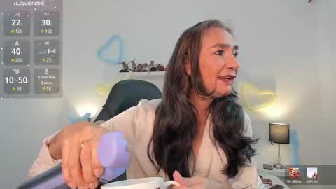 Snapshot of emma_mendoza chatting on March 19, 11:36 am Emma online show from March 19, 11:36 am