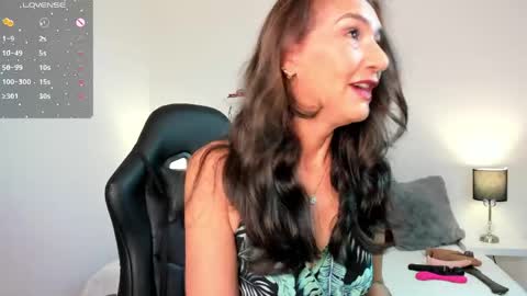 Emma  online show from May 5, 11:29 am