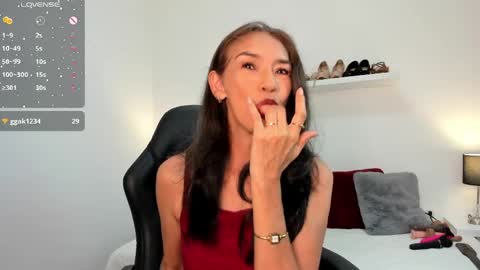 Emma  online show from May 8, 11:37 am