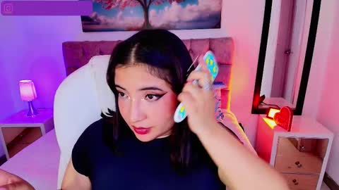 Emma Monserratt online show from October 5, 9:18 am