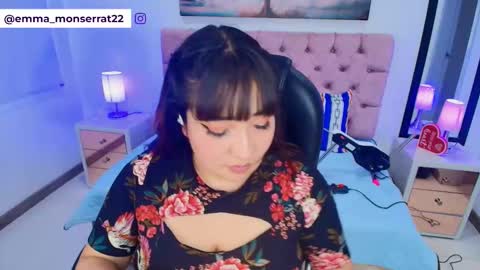 Snapshot of emma_monserratt chatting on February 16, 7:43 pm Emma Monserratt online show from February 16, 7:43 pm