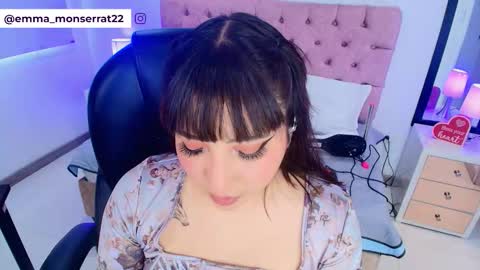 Snapshot of emma_monserratt chatting on March 2, 7:32 pm Emma Monserratt online show from March 2, 7:32 pm