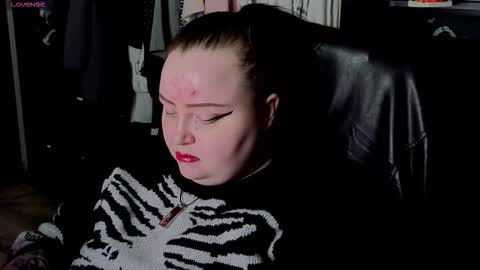 Emma Razumovskaya online show from October 31, 9:16 pm