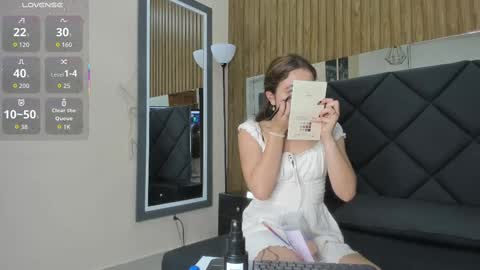 emma online show from September 20, 3:40 am