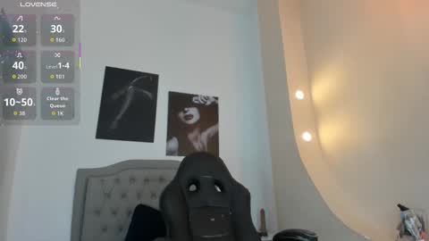 emma online show from October 10, 3:27 am