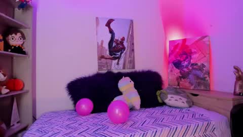 Snapshot of emma_soffia chatting on November 26, 5:36 pm EMMA online show from November 26, 5:36 pm